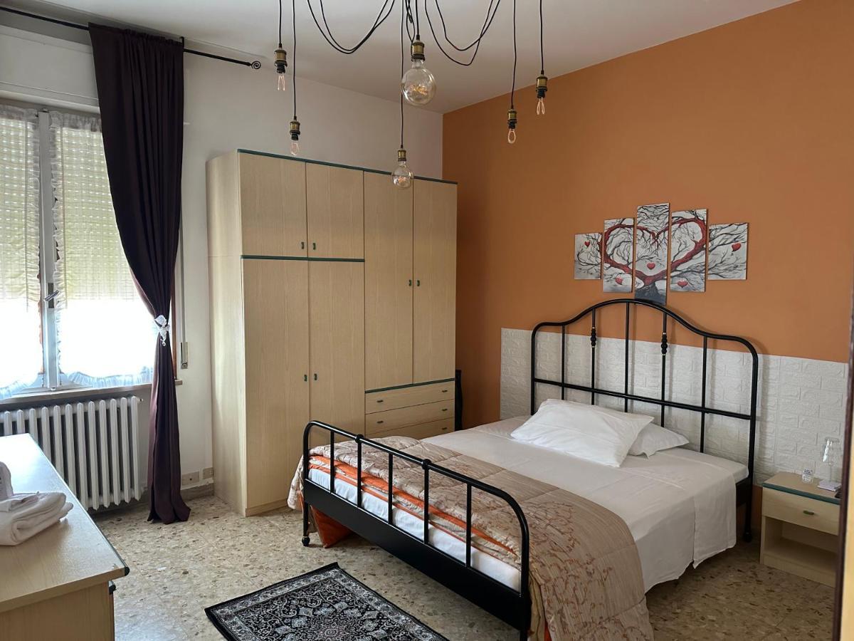 La Casa Di Jennifer Daire Parma Dış mekan fotoğraf